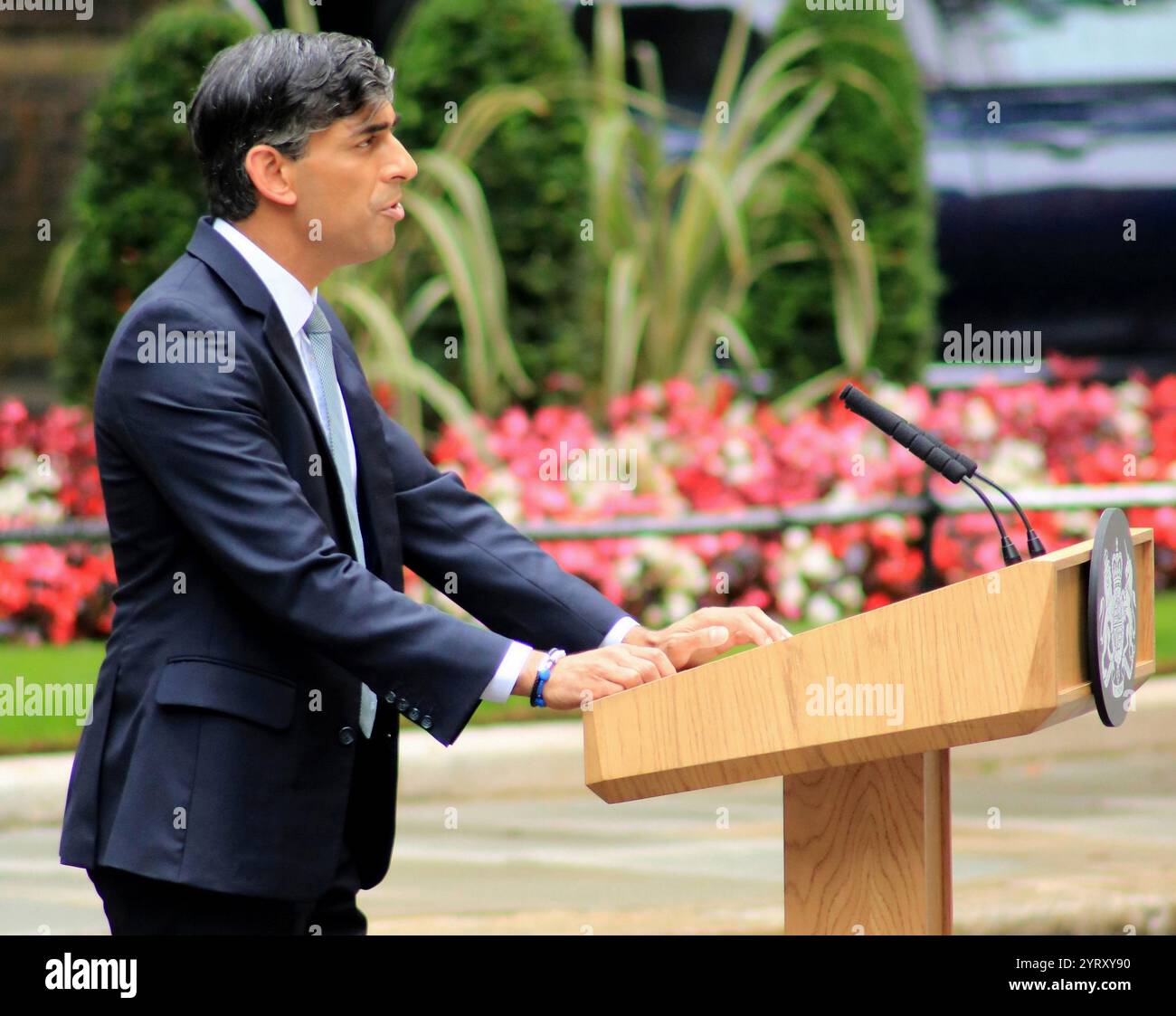 Il primo ministro britannico, Rishi Sunak, lascia l'incarico dopo aver perso le elezioni. Downing Street, Londra. 5 luglio 2024 Foto Stock