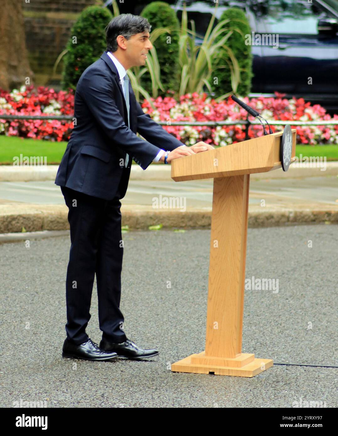 Il primo ministro britannico, Rishi Sunak, lascia l'incarico dopo aver perso le elezioni. Downing Street, Londra. 5 luglio 2024 Foto Stock