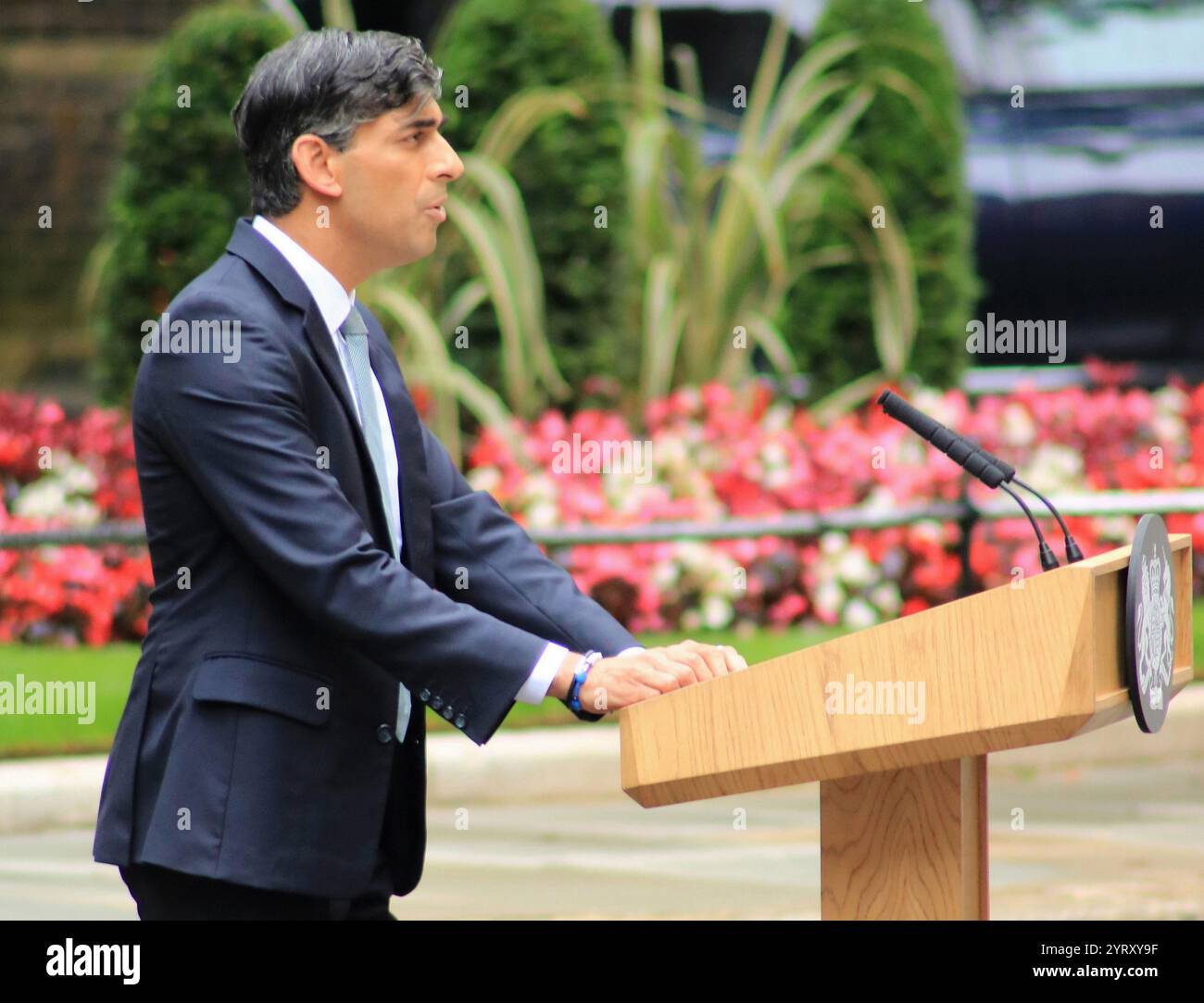 Il primo ministro britannico, Rishi Sunak, lascia l'incarico dopo aver perso le elezioni. Downing Street, Londra. 5 luglio 2024 Foto Stock