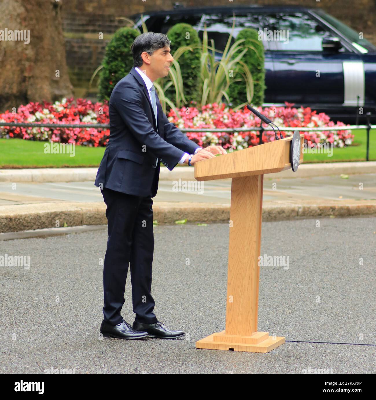 Il primo ministro britannico, Rishi Sunak, lascia l'incarico dopo aver perso le elezioni. Downing Street, Londra. 5 luglio 2024 Foto Stock