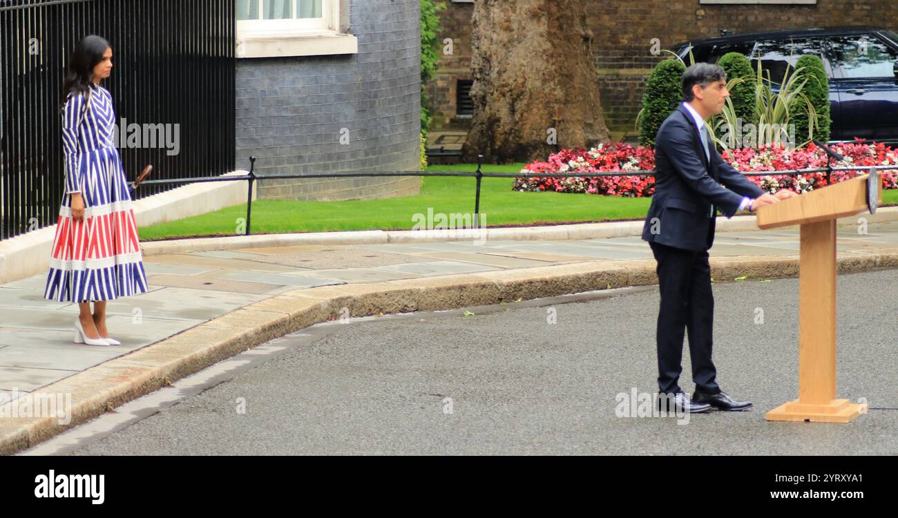 Il primo ministro britannico, Rishi Sunak, lascia l'incarico dopo aver perso le elezioni. Downing Street, Londra. 5 luglio 2024 Foto Stock