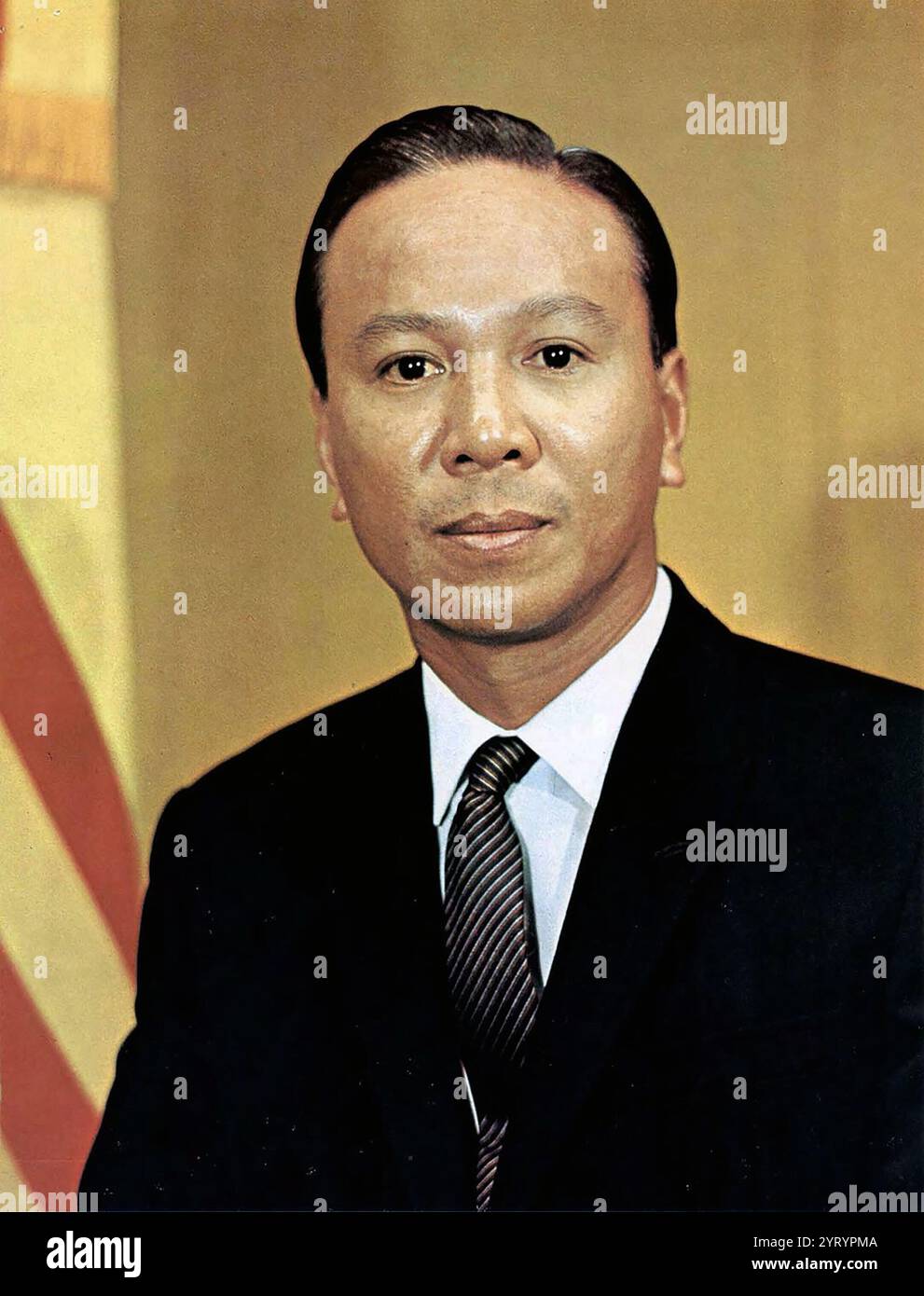 Nguyen Van Thieu (1923 2001) un ufficiale militare e politico sudvietnamita che è stato il presidente del Vietnam del Sud dal 1967 al 1975. Fu generale delle forze armate della Repubblica del Vietnam (RVNAF), divenne capo di una giunta militare nel 1965, e poi presidente dopo aver vinto un'elezione truccata nel 1967. Stabilì il dominio sul Vietnam del Sud fino a quando non si dimise e lasciò la nazione e si trasferì a Taipei pochi giorni prima della caduta di Saigon e della vittoria finale del Vietnam del Nord. Foto Stock