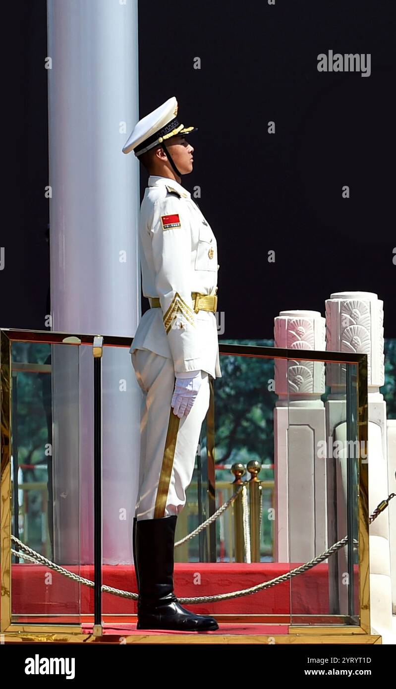 L'Esercito Popolare di Liberazione (PLA) è l'esercito della Repubblica Popolare Cinese. Il PLA è costituito da cinque rami di servizio professionali: La Ground Force, la Navy, l'Air Force, la Rocket Force e la Strategic Support Force. Le unità in tutto il paese sono assegnate a uno dei cinque comandi teatrali in base alla posizione geografica. Il PLA è la più grande forza militare del mondo. 2019 Foto Stock