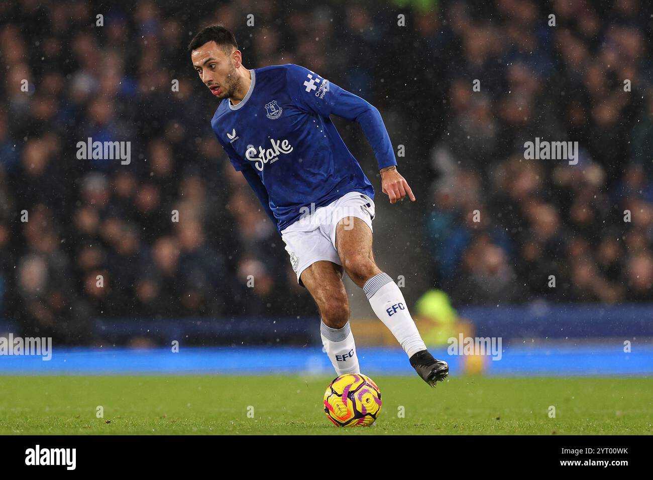 Liverpool, Regno Unito. 4 dicembre 2024. Dwight McNeil di Everton durante la partita tra Everton FC e Wolverhampton Wanderers FC English Premier League al Goodison Park, Liverpool, Inghilterra, Regno Unito il 4 dicembre 2024 Credit: Every Second Media/Alamy Live News Foto Stock