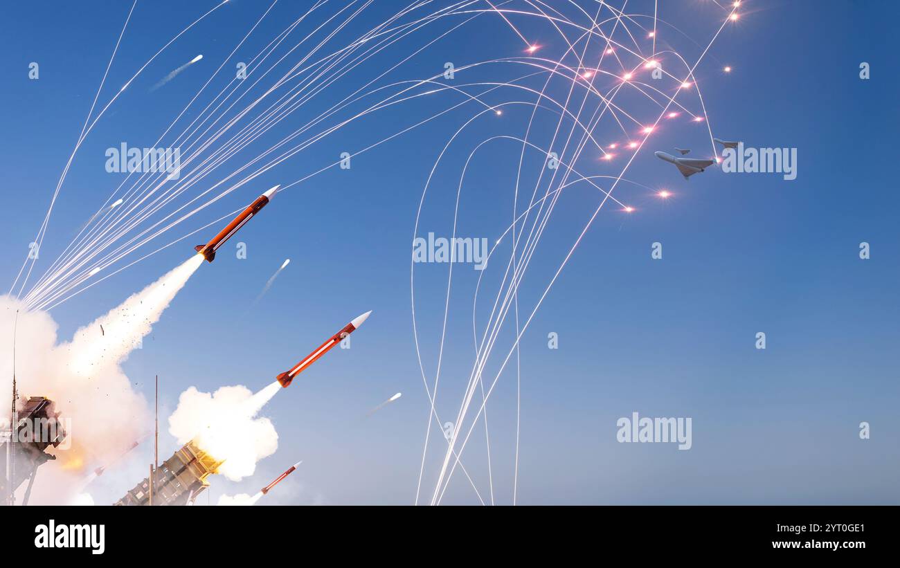 Difesa aerea lanciando missili e respingendo un attacco di combattimento di missili e droni, concetto. Difesa aerea e protezione. Lancio del razzo. Guerra Foto Stock