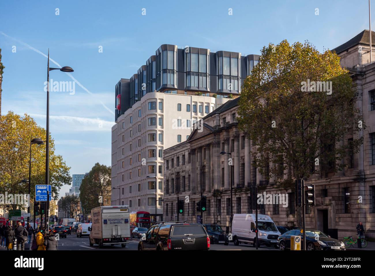 The Standard Hotel, ex Camden Town Hall Annexe, Euston Road, Camden, Londra, Regno Unito Foto Stock