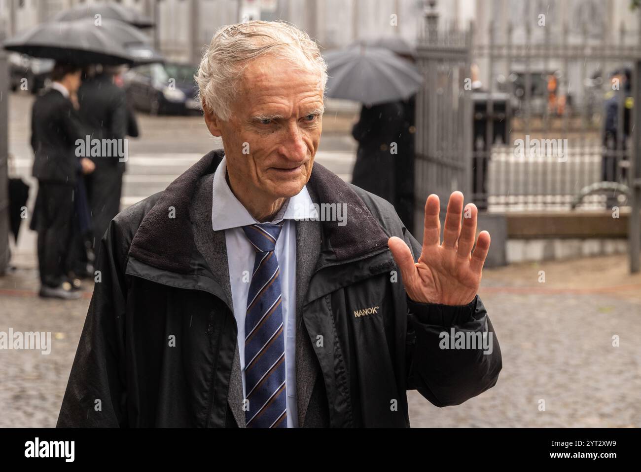 L'ex membro del Folketing Bertel Haarder del Partito Liberale arriva a una funzione ecclesiastica nella Holmens Church. Folketinget celebra il 175° anniversario della prima costituzione danese. Inizia con una funzione ecclesiastica nella chiesa di Holmens seguita da una celebrazione ufficiale a Landstingssalen, Christiansborg. A entrambi gli eventi parteciperanno membri della famiglia reale, tra cui HM il re e la regina, membri del Folketinget e altri rappresentanti ufficiali. (Foto di Kristian Tuxen Ladegaard Berg/SOPA Images/Sipa USA) Foto Stock