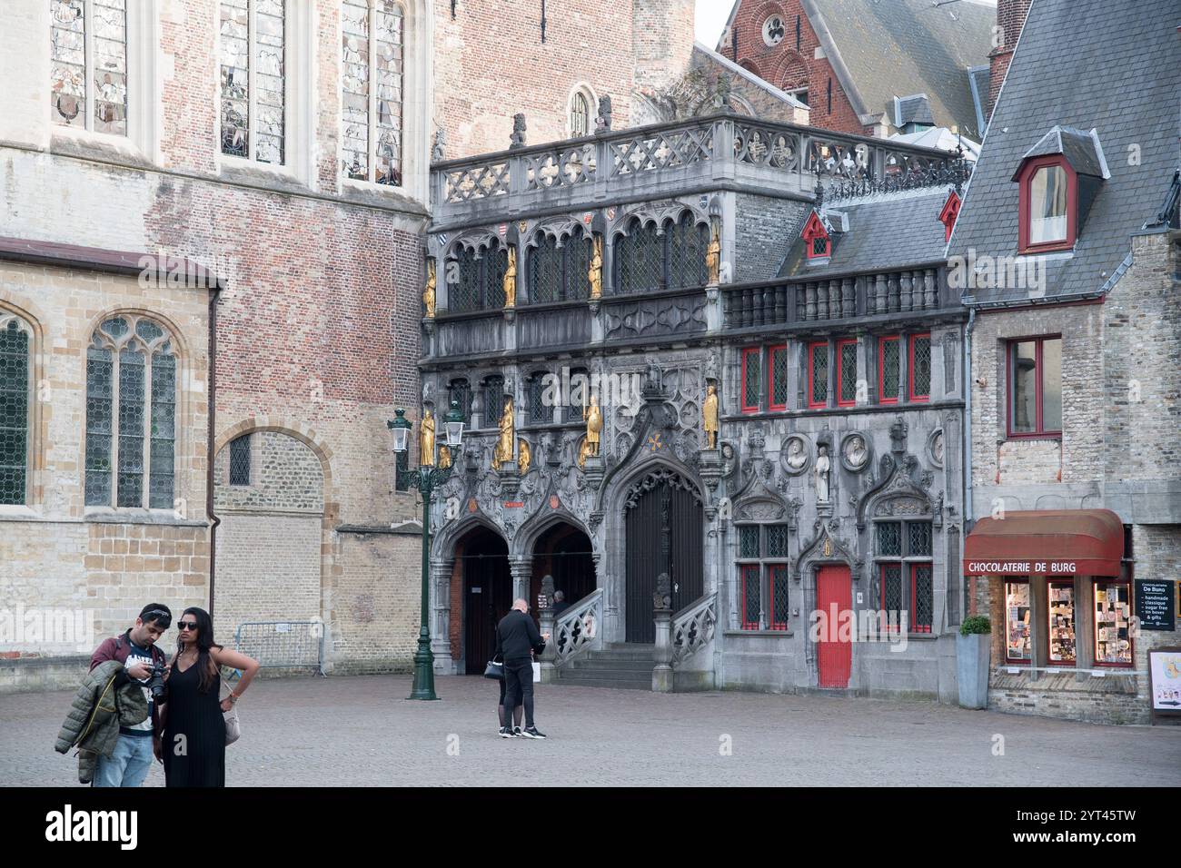 Basiliek van het Heilig Bloed te Brugge / Basilique du Saint-Sang de Bruges (basilica del Santo sangue di Bruges) costruita nel XII secolo Foto Stock