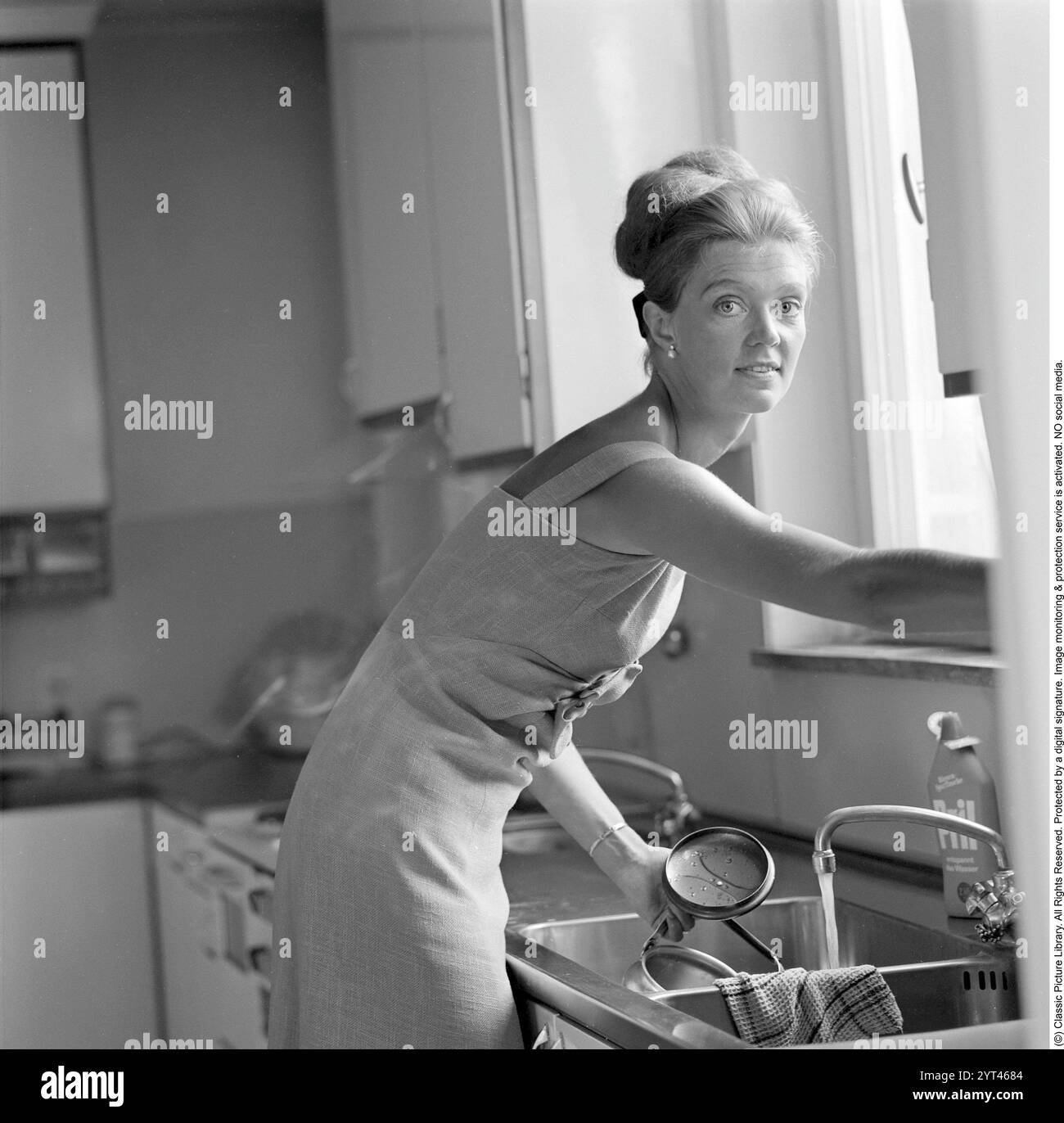 Principessa Birgitta di Hohenzollern e Svezia. Foto a casa a Monaco 1964 Foto Stock