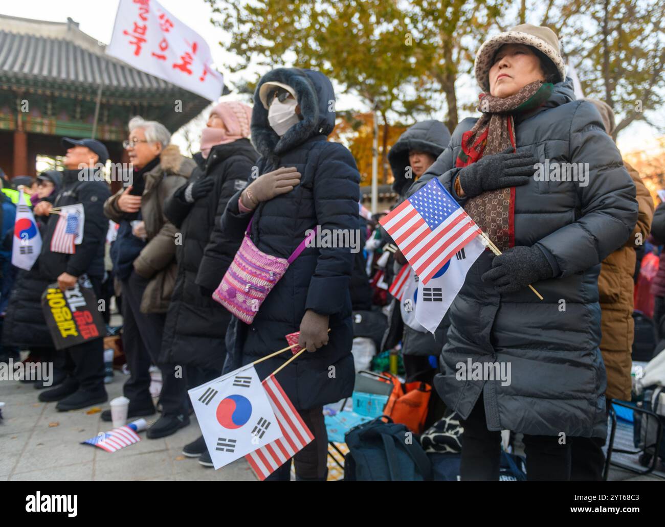 Seoul, Corea del Sud. 6 dicembre 2024. I manifestanti conservatori che sostengono il presidente sudcoreano Yoon Suk Yeol organizzano una manifestazione contro i membri del partito dell'opposizione a Seoul. (Foto di Kim Jae-Hwan/SOPA Images/Sipa USA) credito: SIPA USA/Alamy Live News Foto Stock