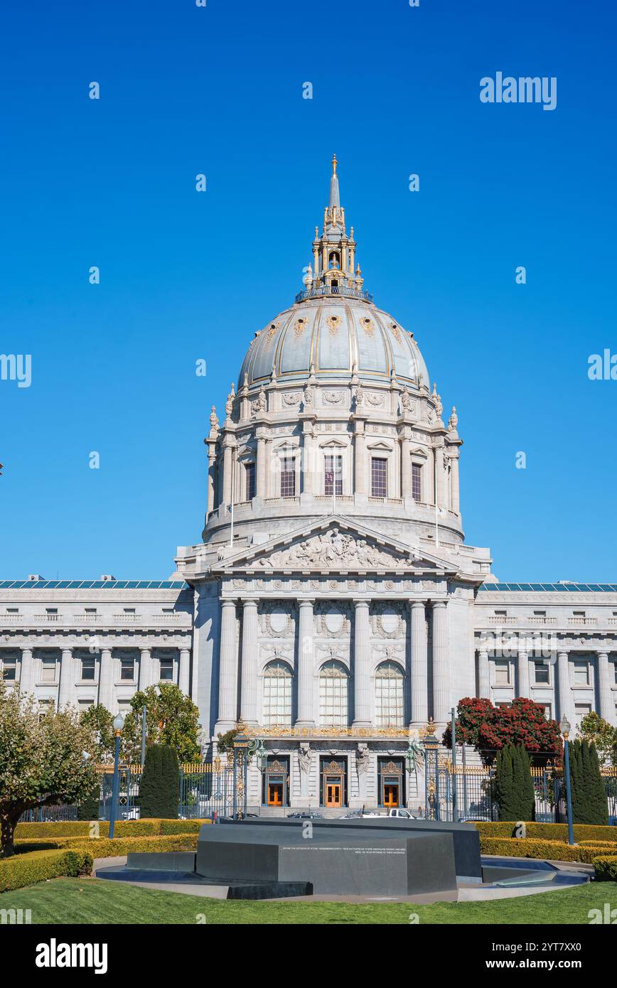 Municipio di San Francisco con architettura Beaux Arts e Grand Dome Foto Stock