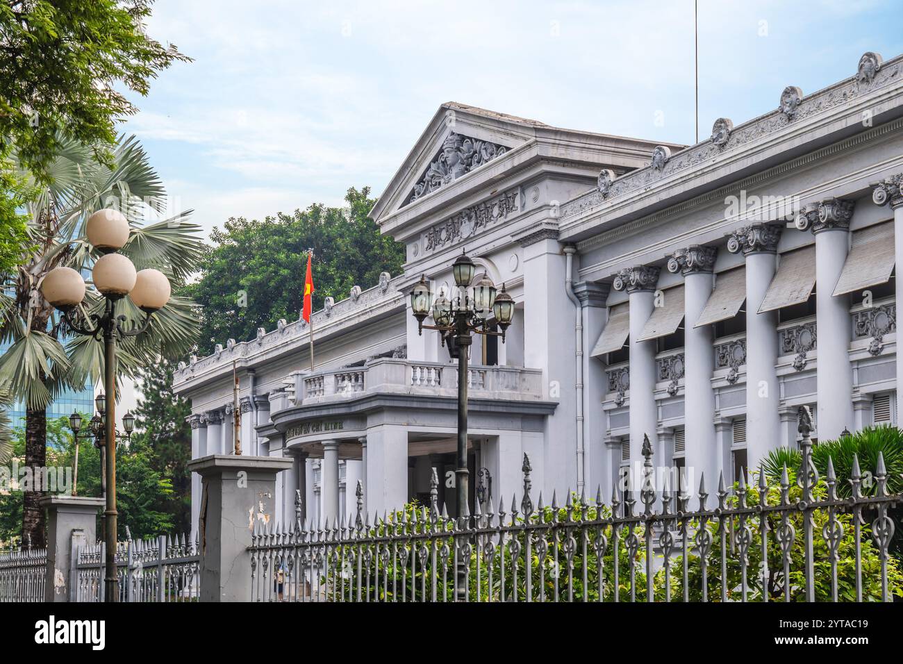 Museo della città di ho chi Minh, precedentemente conosciuto come Gia Long Palace, a Saigon, Vietnam Foto Stock