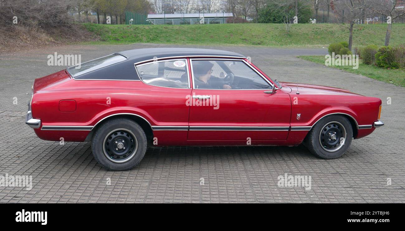 Elegantes Taunus Auto Wiesb Fotosnull