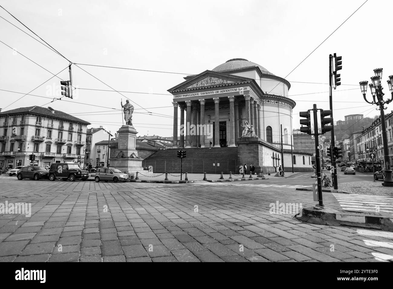 Torino - 27 marzo 2022: La chiesa della Gran madre di Dio è una chiesa in stile neoclassico situata sulla riva occidentale del fiume po, di fronte al po Foto Stock