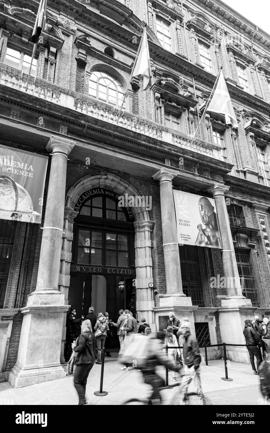 Torino, Italia - 27 marzo 2022: Il Museo Egizio è un museo archeologico specializzato in archeologia e antropologia egizia, V Foto Stock
