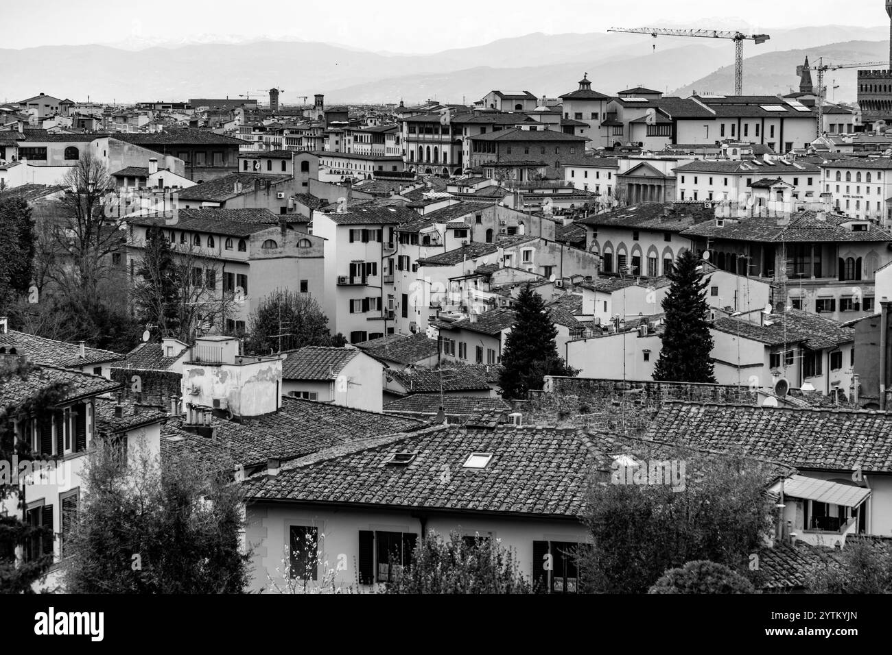 Firenze, Italia - 5 aprile 2022: Architettura tipica e vista sulla strada a Firenze, Toscana, Italia. Foto Stock