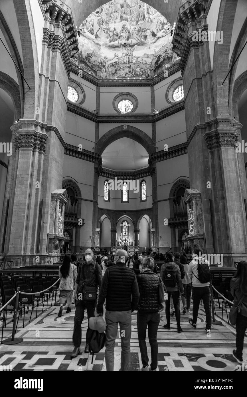 Firenze, Italia - 6 aprile 2022: Dettaglio interno dal Duomo di Firenze, Cattedrale di Santa Maria del Fiore a Firenze. L'edificio era Foto Stock