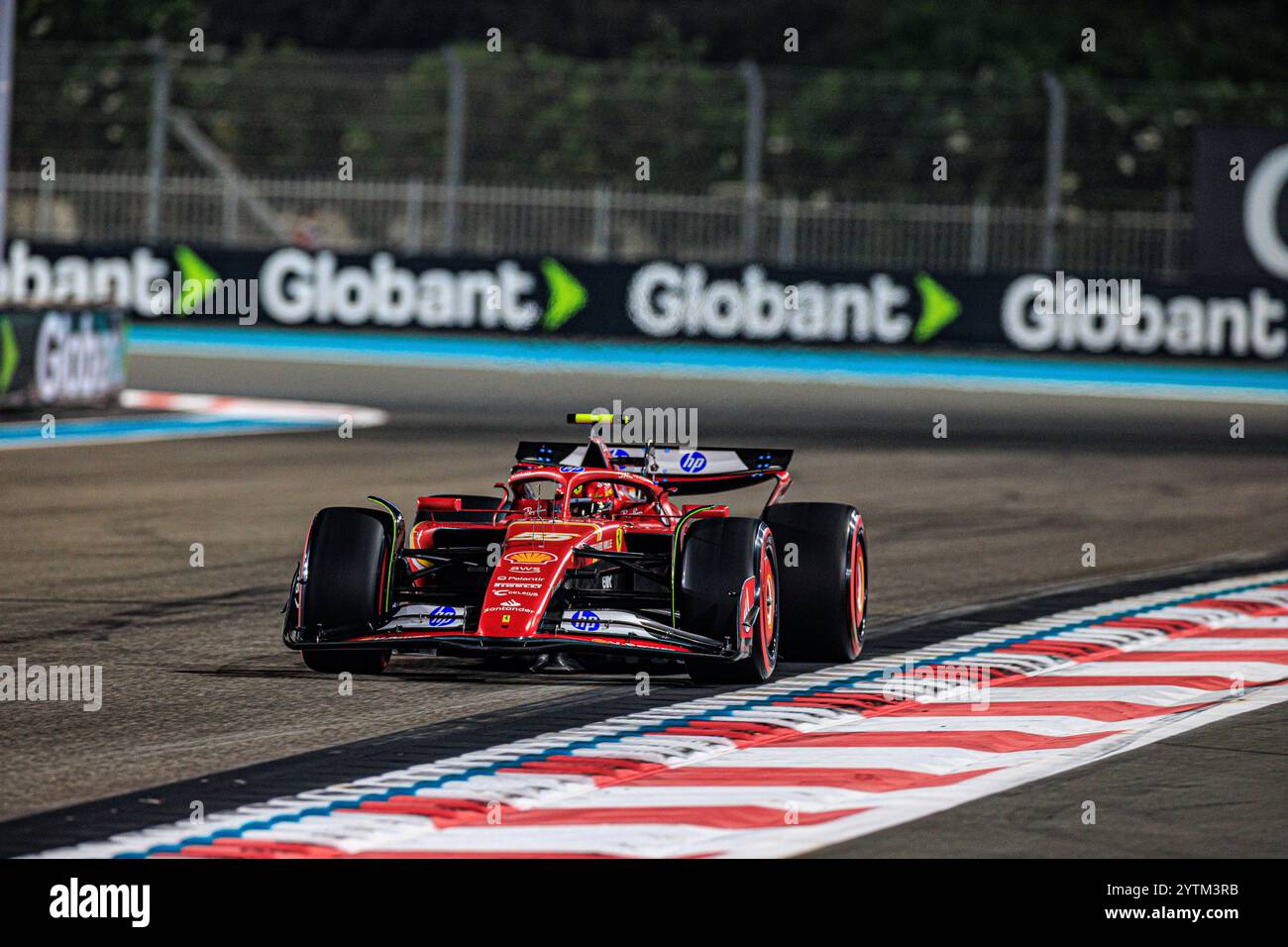 Yas Marina, Abu Dhabi. 7 dicembre 2024. 12/7/2024 - Carlos Sainz Jr. (ESP) - Scuderia Ferrari - Ferrari SF-24 - Ferrari durante la sessione di sabato di Formula 1 Etihad Airways Abu Dhabi Grand Prix 2024, Yas Marina, Abu Dhabi 6-8 dicembre 2024 (foto di Alessio De Marco/Sipa USA) crediti: SIPA USA/Alamy Live News Foto Stock