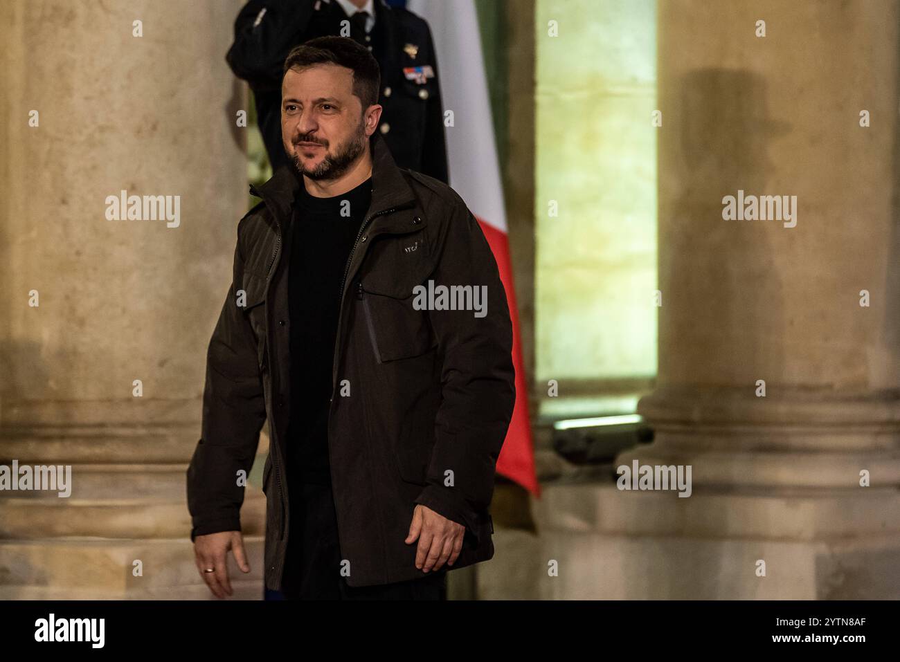 FRANCIA- VERTICE POLITICO-ALTO LIVELLO-USA-TRUMP-UCRAINA-ZELENSKY a margine della grande cerimonia di riapertura della cattedrale di Notre Dame a Parigi, distrutta da un incendio il 15 aprile 2019, il presidente francese Emmanuel Macron ha incontrato il presidente ucraino Volodymyr Zelensky, al Palazzo Elysee. Parigi, 7 dicembre 2024. PARIS ILE-DE-FRANCE FRANCIA COPYRIGHT: XANDREAXSAVORANIXNERIX FRANCE- POLITICS-TOP LEVEL SUMMI ASAVORANINERI-8 Foto Stock
