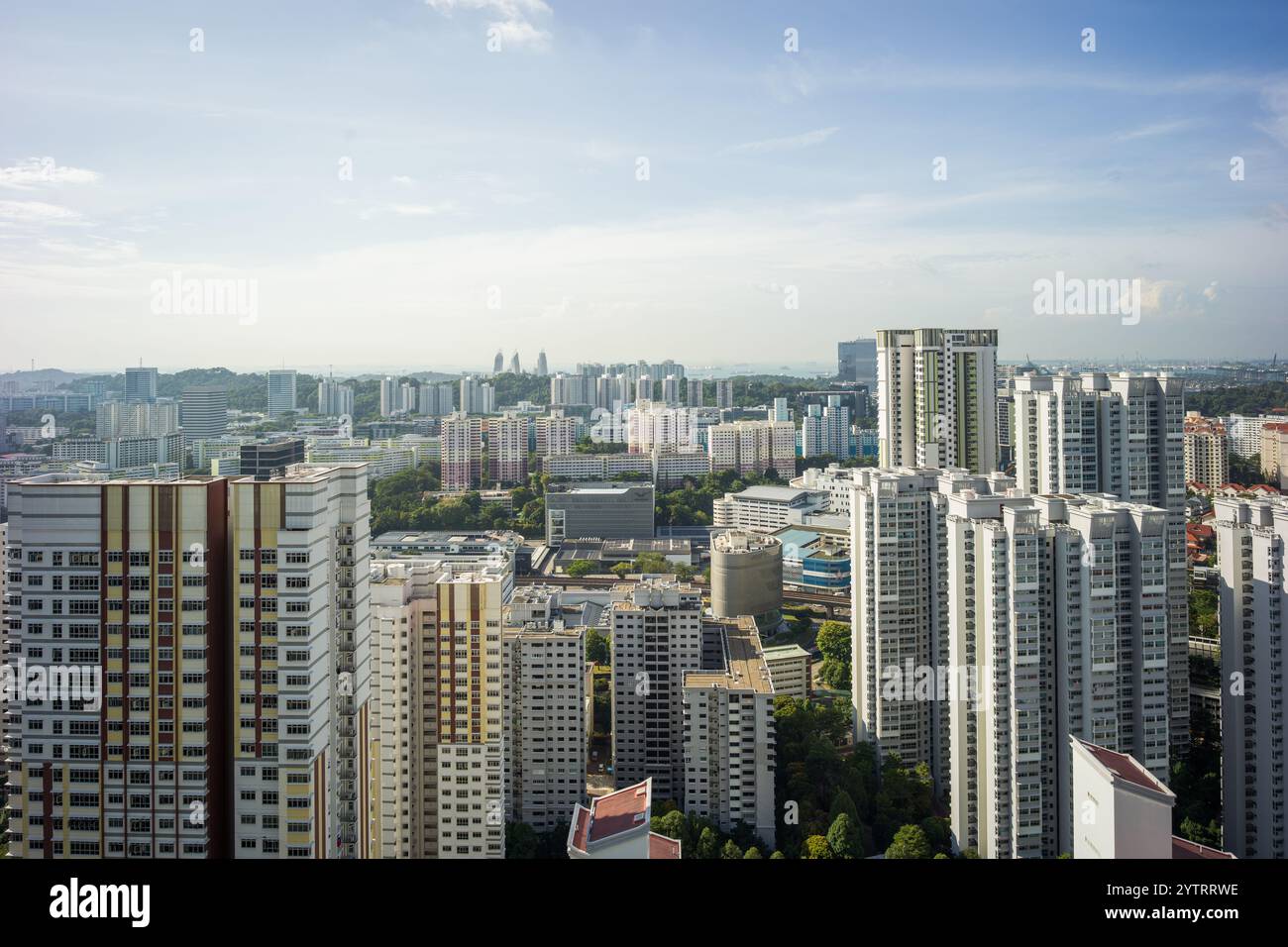 Veduta aerea dell'edificio pubblico HDB di Queenstown a Singapore da Skyville a Dawson Foto Stock