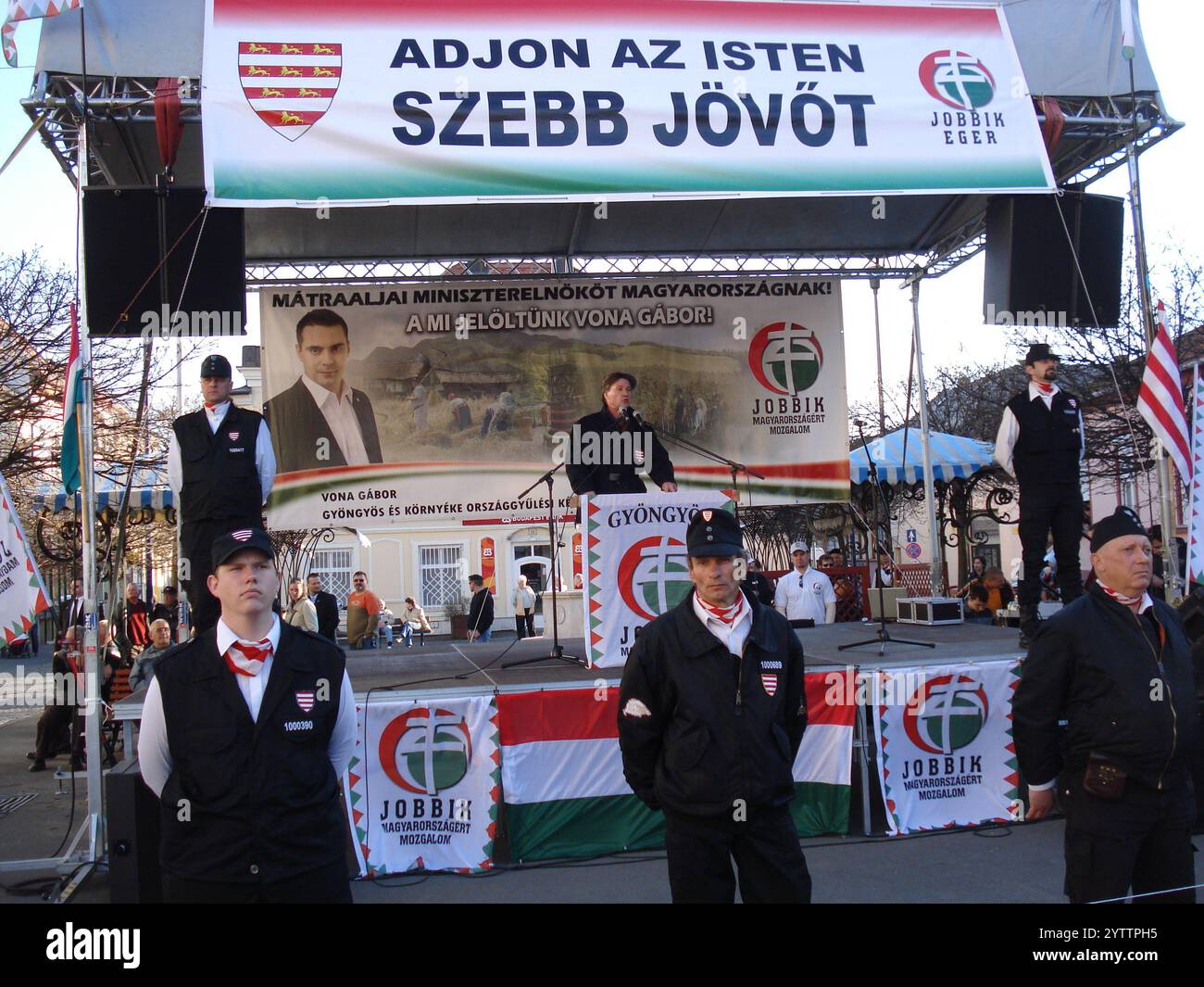 Un incontro Jobbik in Ungheria nel 2010, quando il partito si stava posizionando all'estrema destra Foto Stock