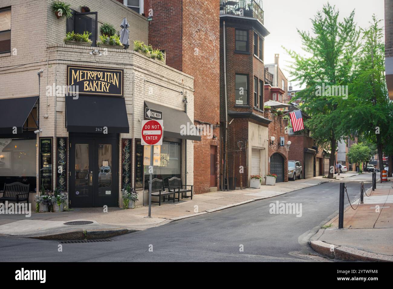 Philadelphia Bakery, vista di un Metropolitan Bakery all'angolo tra Manning Street e South 19th Street nel centro di Philadelphia, Pennsylvania, USA Foto Stock