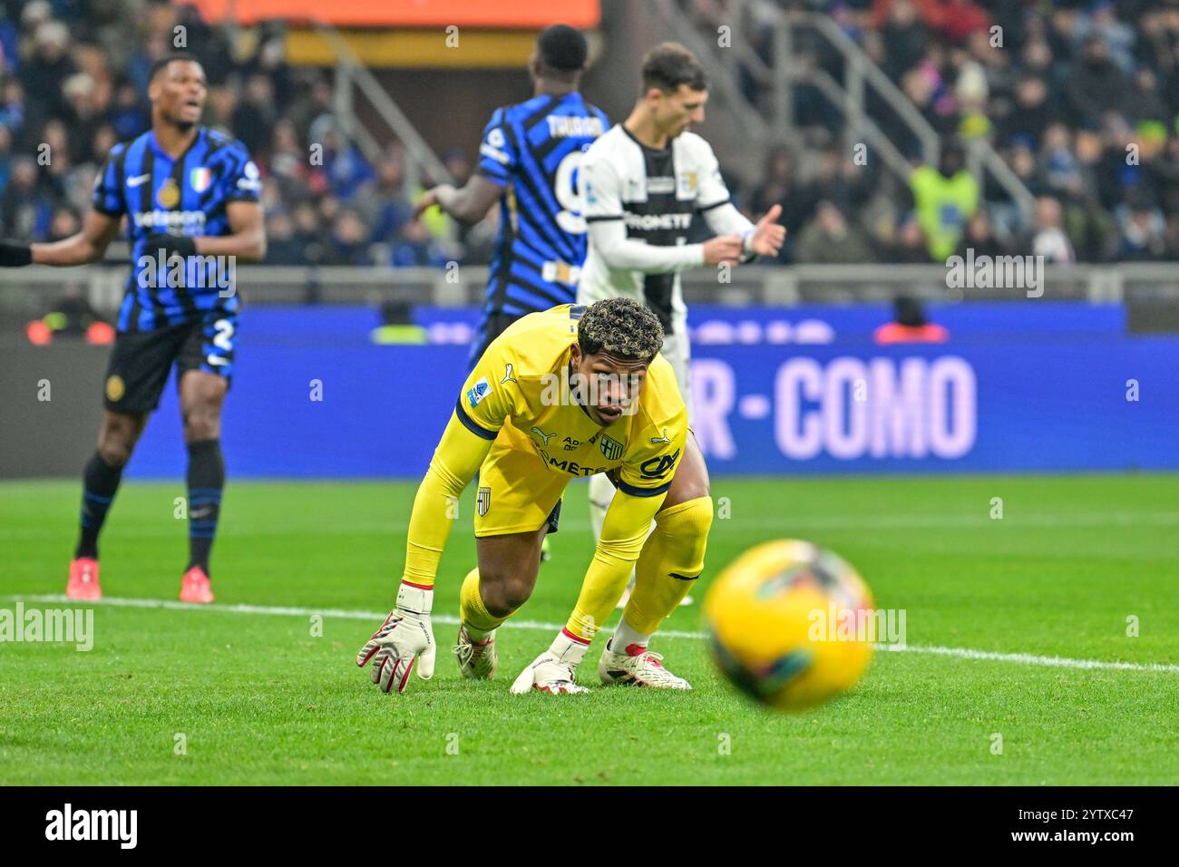 Milano, Italia. 6 dicembre 2024. Portiere Zion Suzuki (31) di Parma visto durante la partita di serie A tra Inter Milan e Parma al Giuseppe Meazza di Milano. Foto Stock