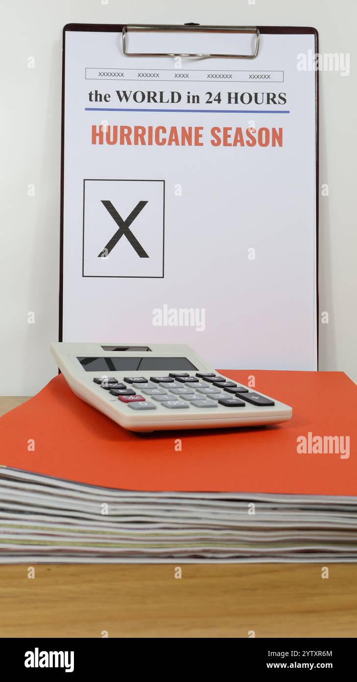 Hurricane Season News Letter spazio per testo in copia parte di una serie. Foto Stock