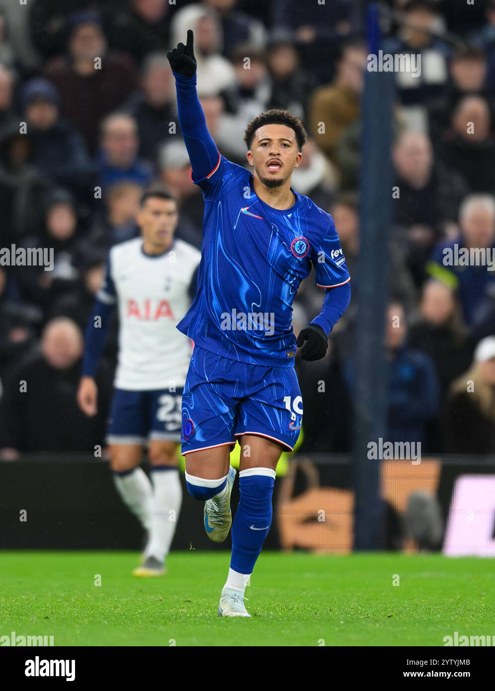 Londra, Regno Unito. 8 dicembre 2024. Tottenham Hotspur V Chelsea - Premier League - Stadio Tottenham Hotspur. Jadon Sancho celebra il suo obiettivo. Crediti immagine: Mark Pain / Alamy Live News Foto Stock