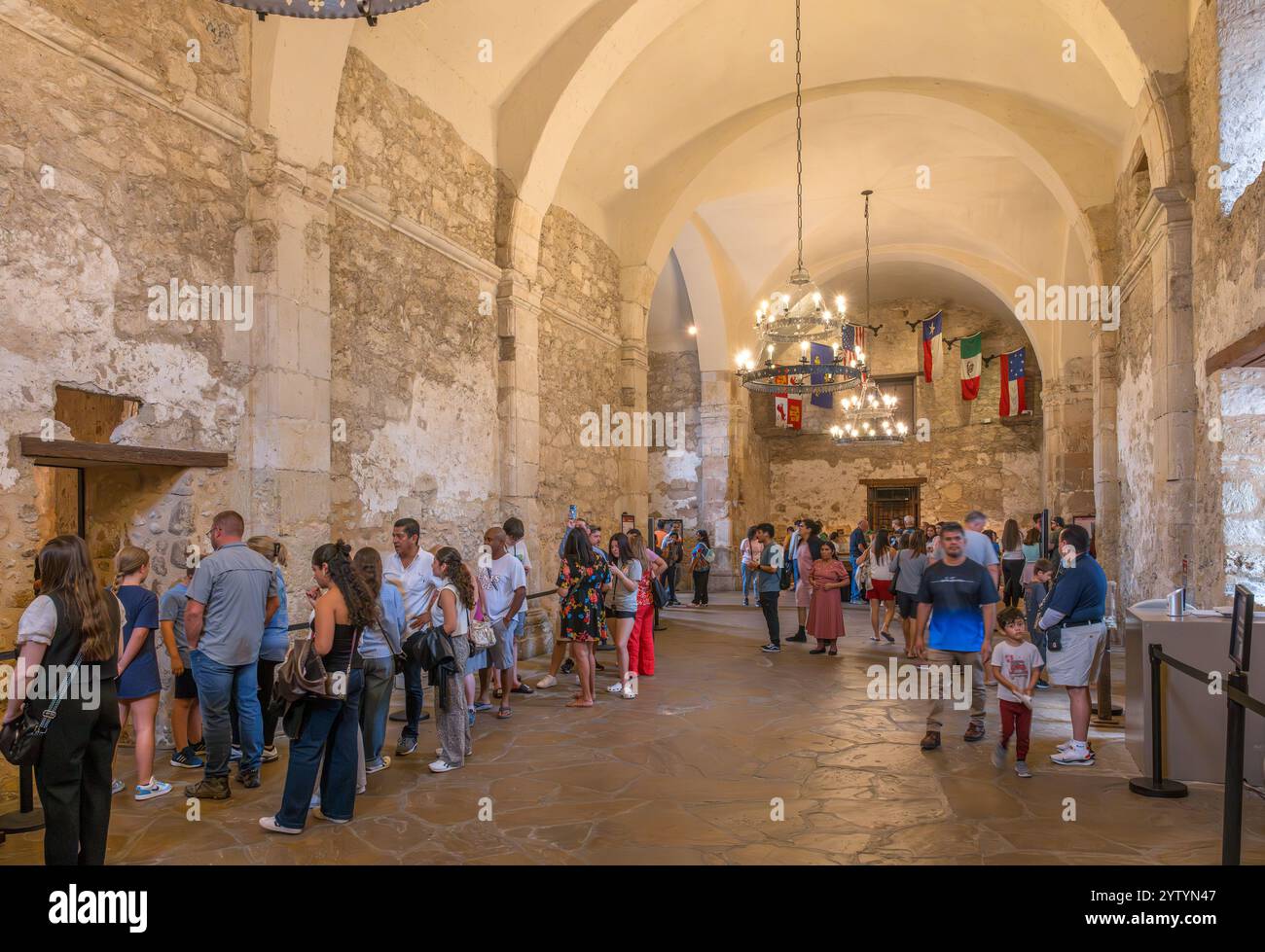 Alamo, San Antonio. All'interno della missione Alamo, San Antonio, Texas, Stati Uniti Foto Stock