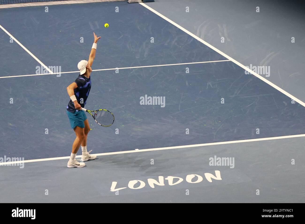 Londra, Regno Unito. 8 dicembre 2024. Londra, Inghilterra, 8 dicembre 2024: Holger Rune di Danimarca durante la Grand Final UTS 2024 alla Copperbox Arena di Londra, Inghilterra (Alexander Canillas/SPP) crediti: SPP Sport Press Photo. /Alamy Live News Foto Stock