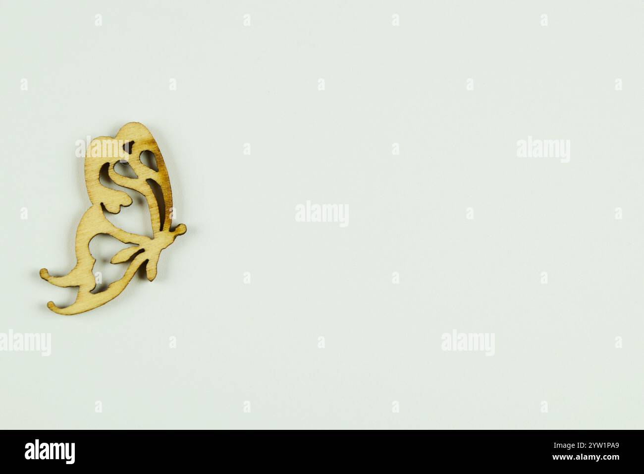 Sfondo di presentazione con figure a forma di farfalla che volano su uno sfondo bianco senza cornice, con spazio per inserire il testo Foto Stock