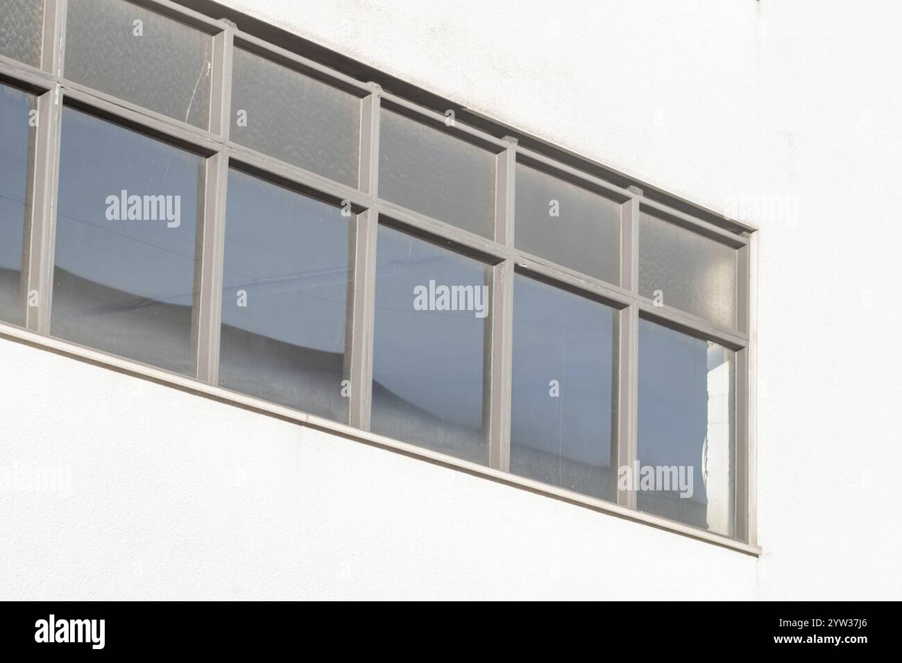 Facciata di un edificio in città Foto Stock