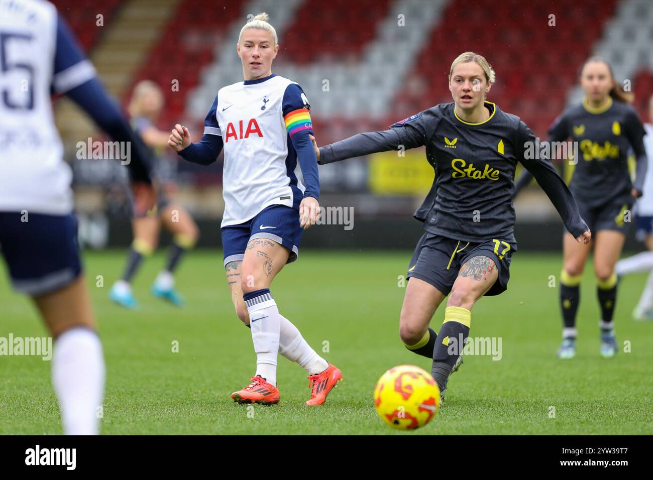 Londra, Regno Unito. 8 dicembre 2024. Beth England durante Tottenham Hotspur vs Everton nella WSL. Foto Stock