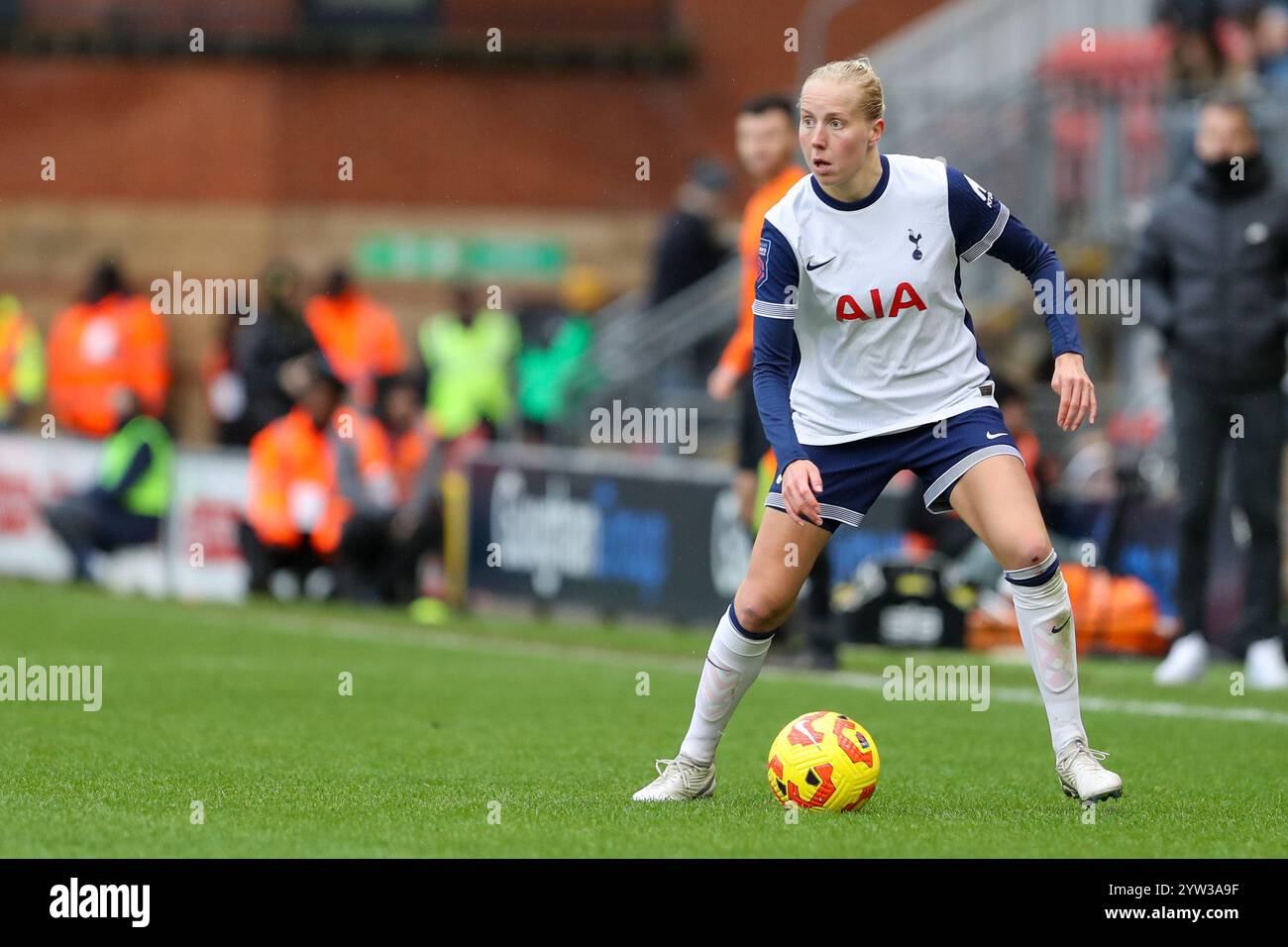 Londra, Regno Unito. 8 dicembre 2024. Eveliina Summanen durante Tottenham Hotspur vs Everton nella WSL. Foto Stock