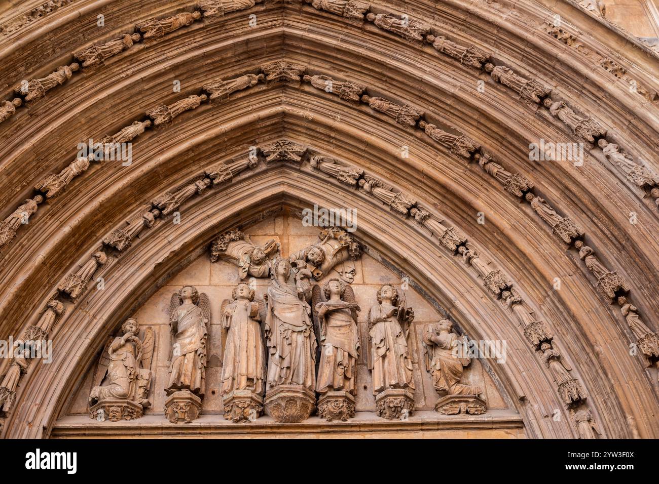 La porta degli Apostoli della catedral di Valencia Foto Stock