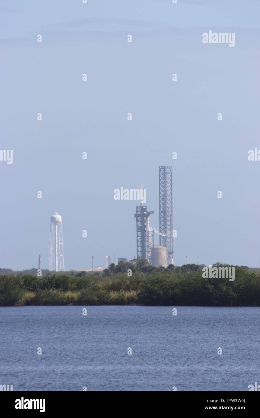 Lancio e atterraggio dello Space X Falcon 9 a cape Canaveral Foto Stock
