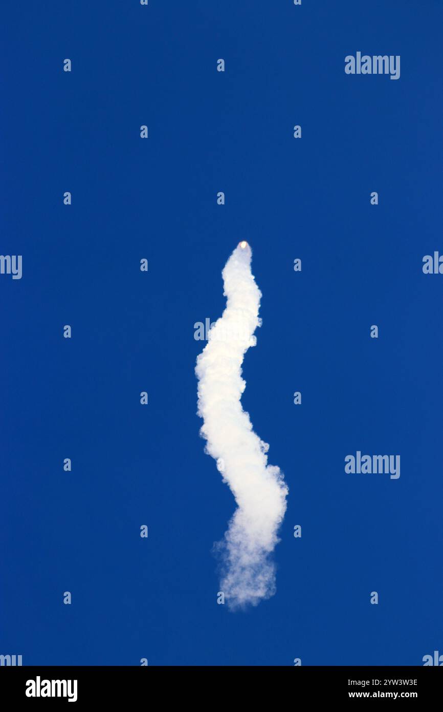 Lancio e atterraggio dello Space X Falcon 9 a cape Canaveral Foto Stock