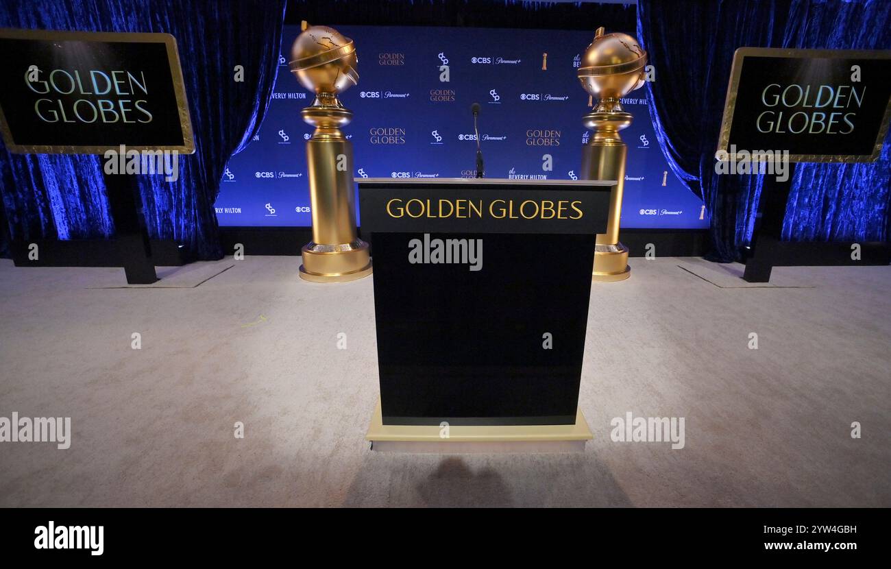 Beverly Hills, Stati Uniti. 9 dicembre 2024. Una veduta del palco per la 82a candidatura annuale ai Golden Globe Awards e' raffigurata al Beverly Hilton Hotel di Beverly Hills, California, lunedì 9 dicembre 2024. Foto di Jim Ruymen/UPI credito: UPI/Alamy Live News Foto Stock