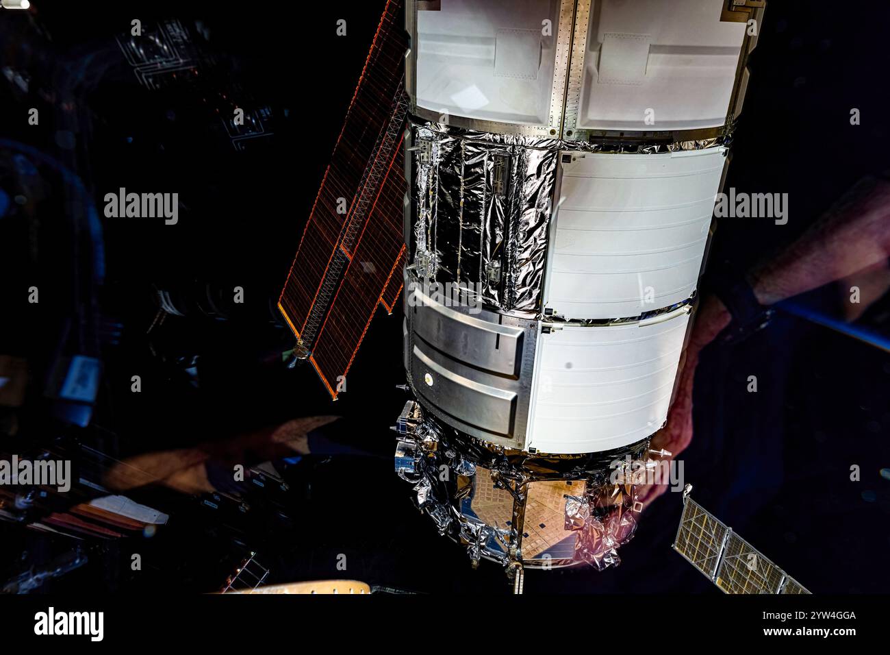 Parte della fusoliera della ISS. Miglioramento digitale di un'immagine da parte della NASA Foto Stock