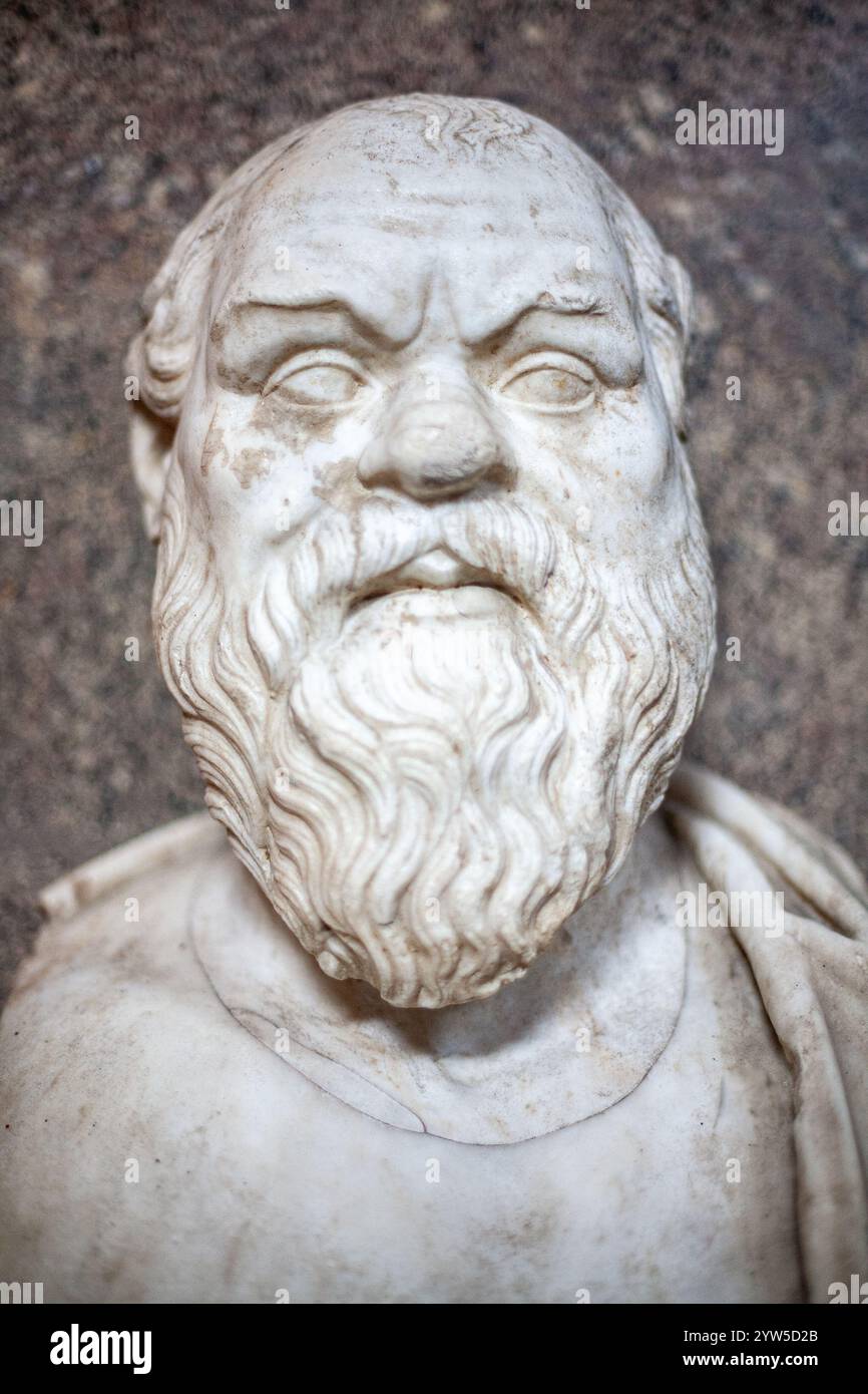 Roma, Italia, 22 luglio 2017, Un dettagliato busto in marmo di Socrate, che mostra le sue peculiarità, situato nei Musei Vaticani, Roma, Italia. Foto Stock