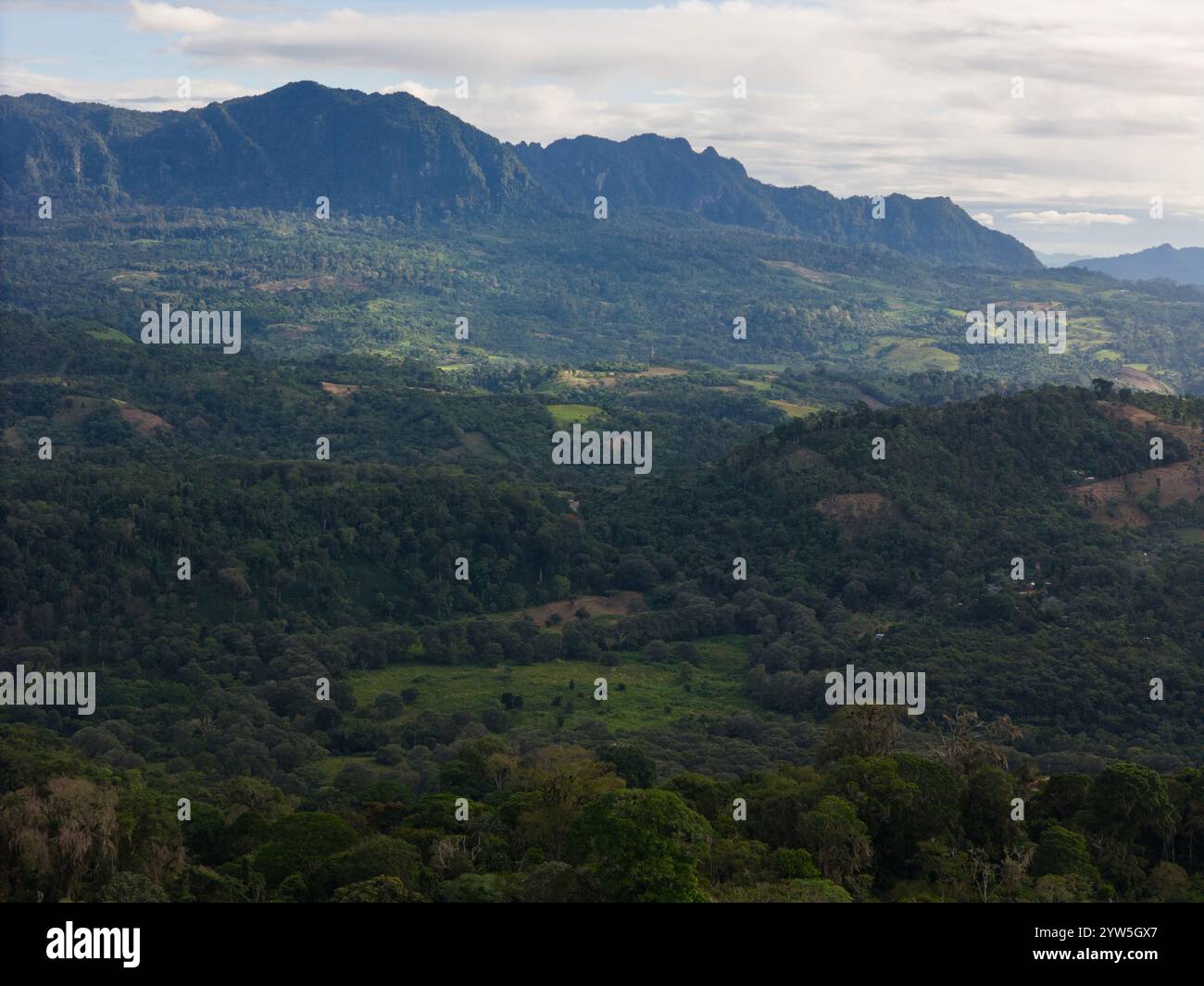 Vista aerea del drone Nicaragua Macizo Penas Blancas Foto Stock