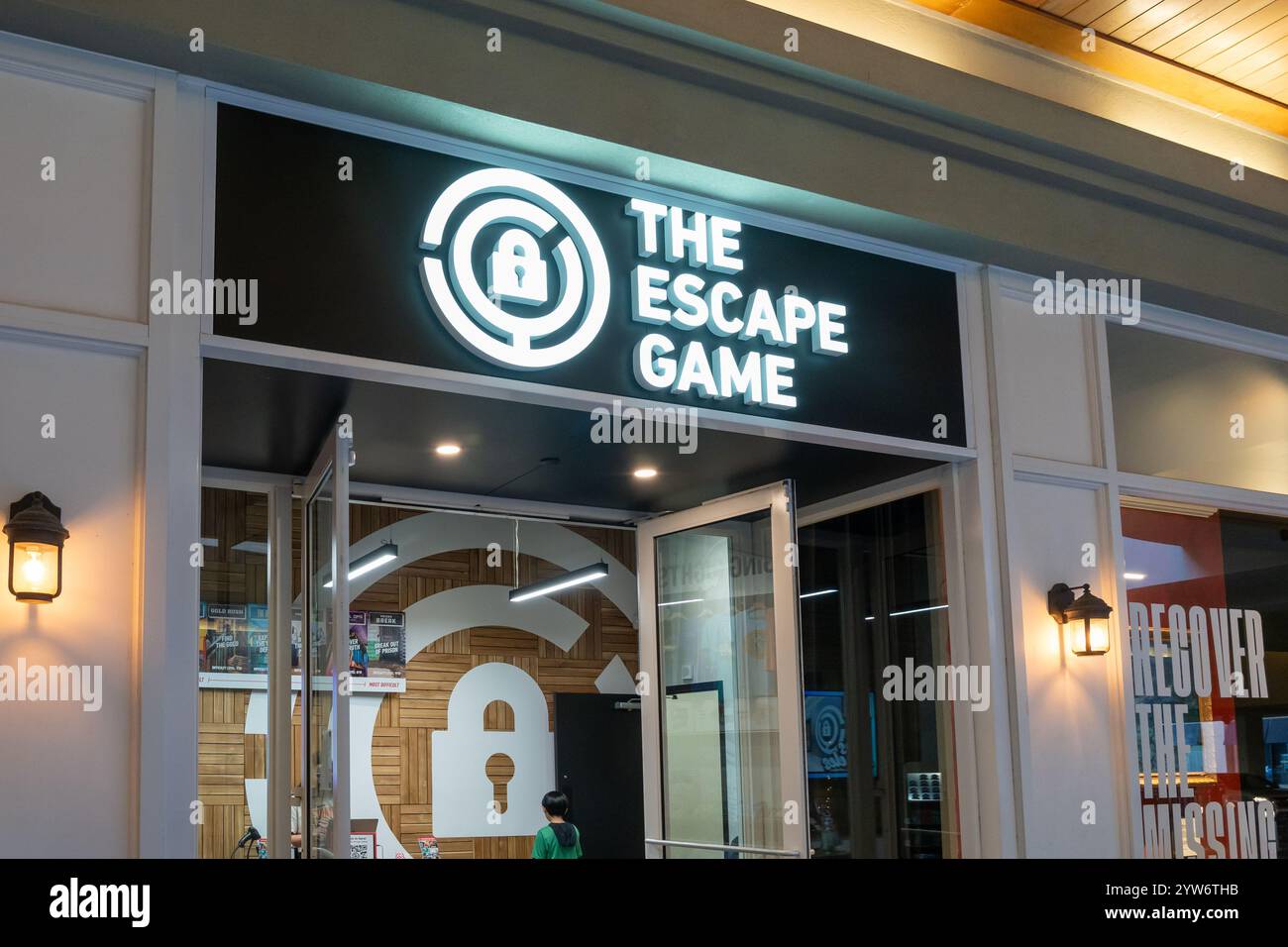 Honolulu, HI, Stati Uniti d'America - 14 gennaio 2024: Sala Escape Game presso l'Ala Moana Center di Waikiki, Hawaii. Foto Stock
