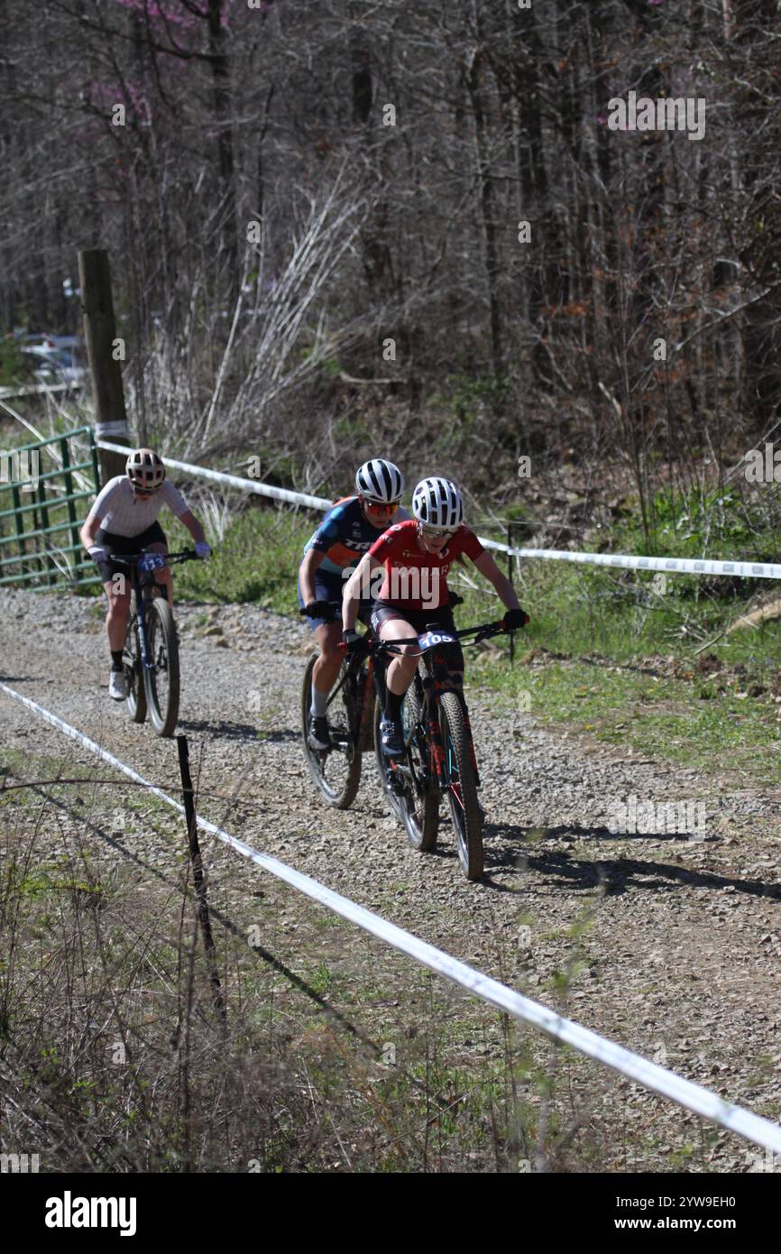 Tennessee National Mountain Bike Festival 2024 XCO Race 2024 al WindRock Bicycle Park di Oliver Springs, Tennessee, Stati Uniti. Foto Stock
