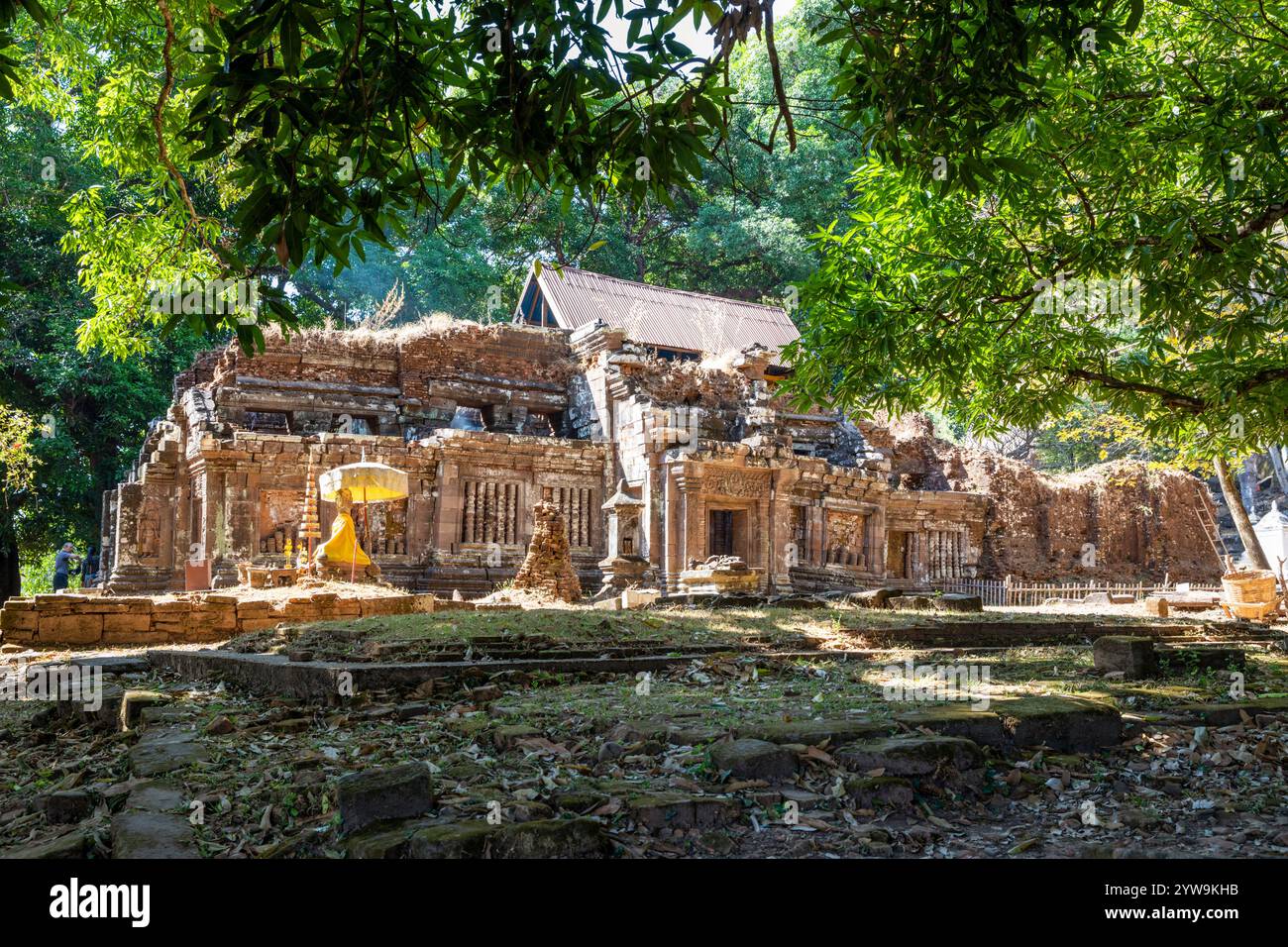 Rovine del sito Khmer indù di Wat Phou, Muang, vicino a Pakse, provincia di Champasak, Laos; sud-est asiatico Foto Stock