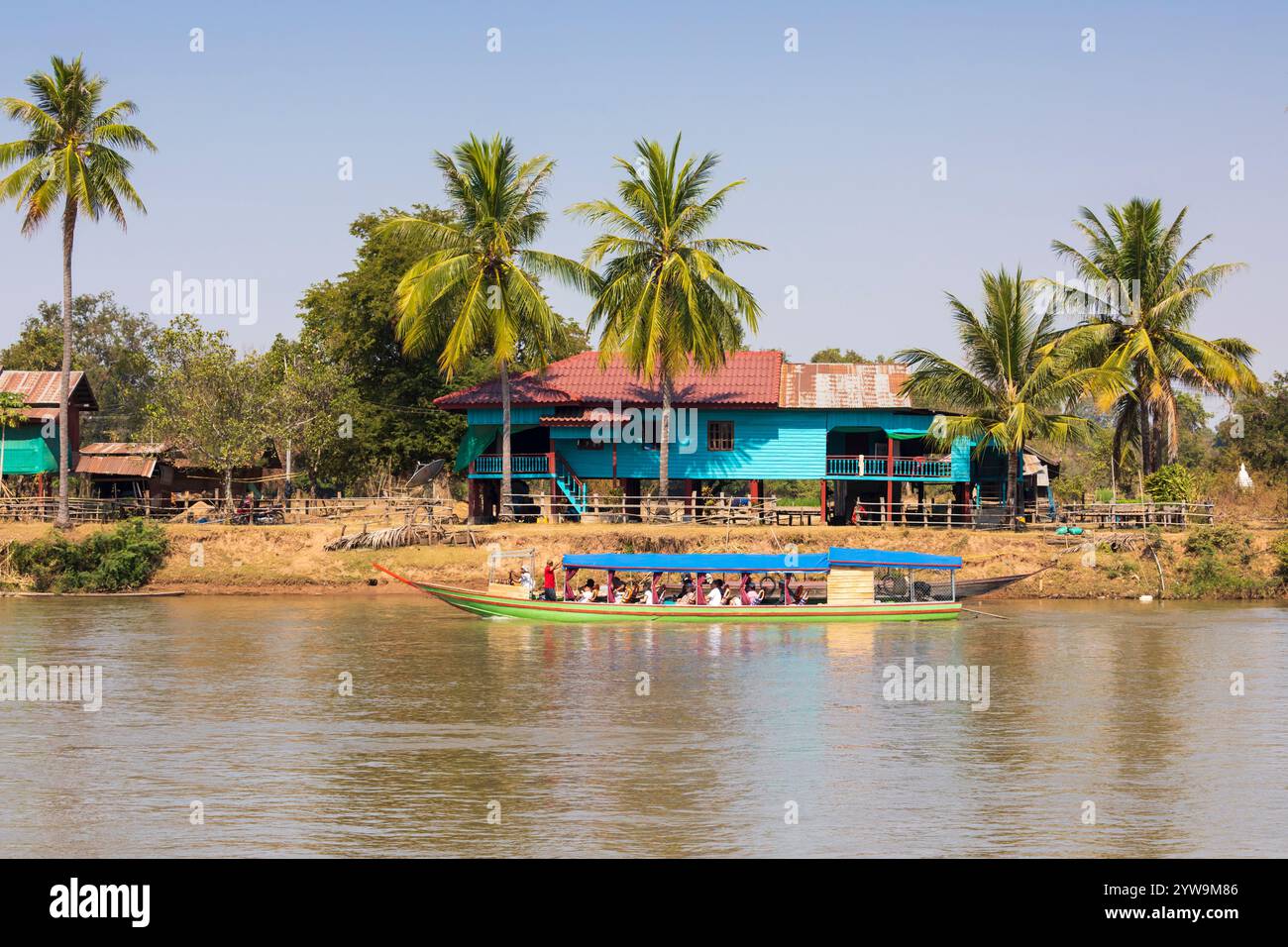 Don Det sul fiume Mekong nell'arcipelago delle Four Thousand Island, nella provincia di Champasak, nel Laos, nel sud-est asiatico Foto Stock