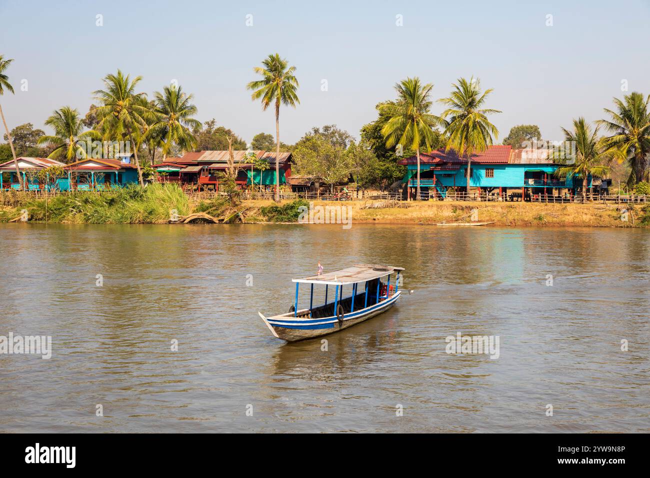Don Det sul fiume Mekong nell'arcipelago delle Four Thousand Island, nella provincia di Champasak, nel Laos, nel sud-est asiatico Foto Stock
