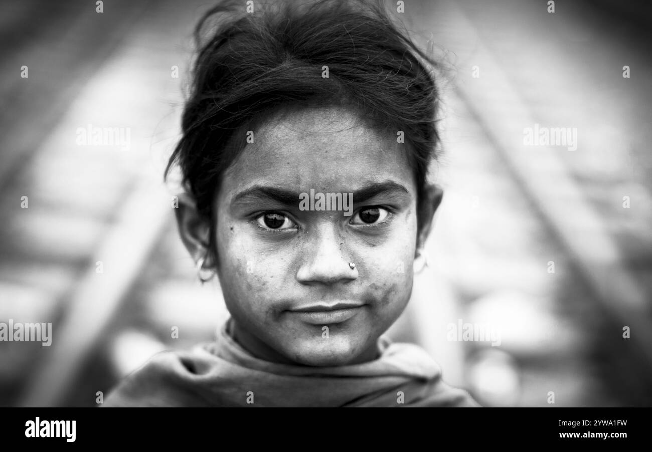 Ritratto di una ragazza, monocromatico, Dacca, Bangladesh, Asia Foto Stock