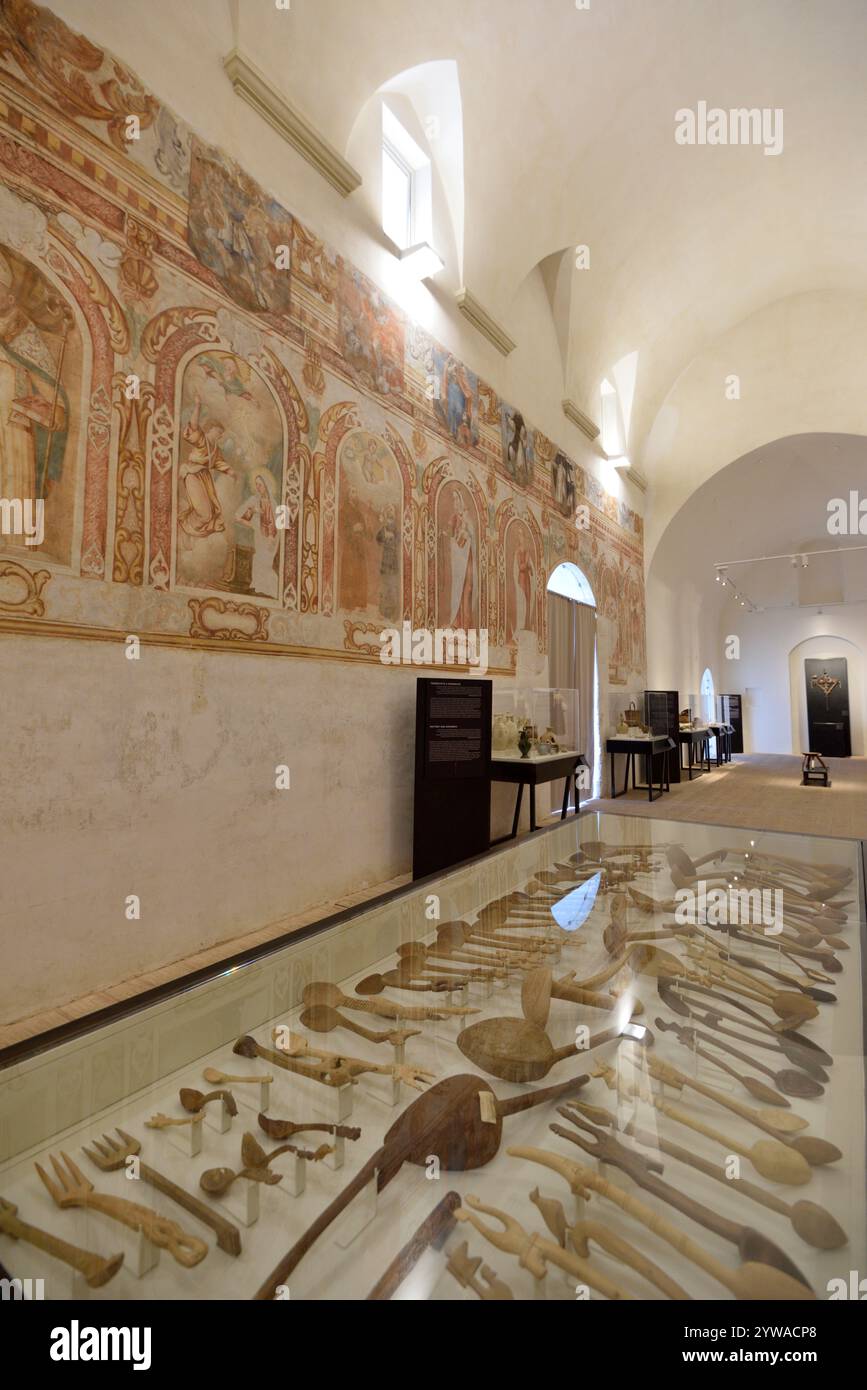 Italia, Basilicata, Matera, Museo Nazionale di Matera, Ex ospedale di San Rocco, Chiesa del Cristo Flagellato, mostra etnografica Foto Stock