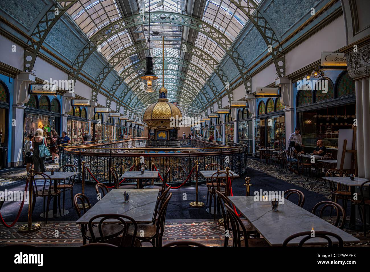 Sydney, Australia - 10 novembre 2024. Foto scattata in un ristorante nel Queen Victoria Building (QVB). Foto Stock